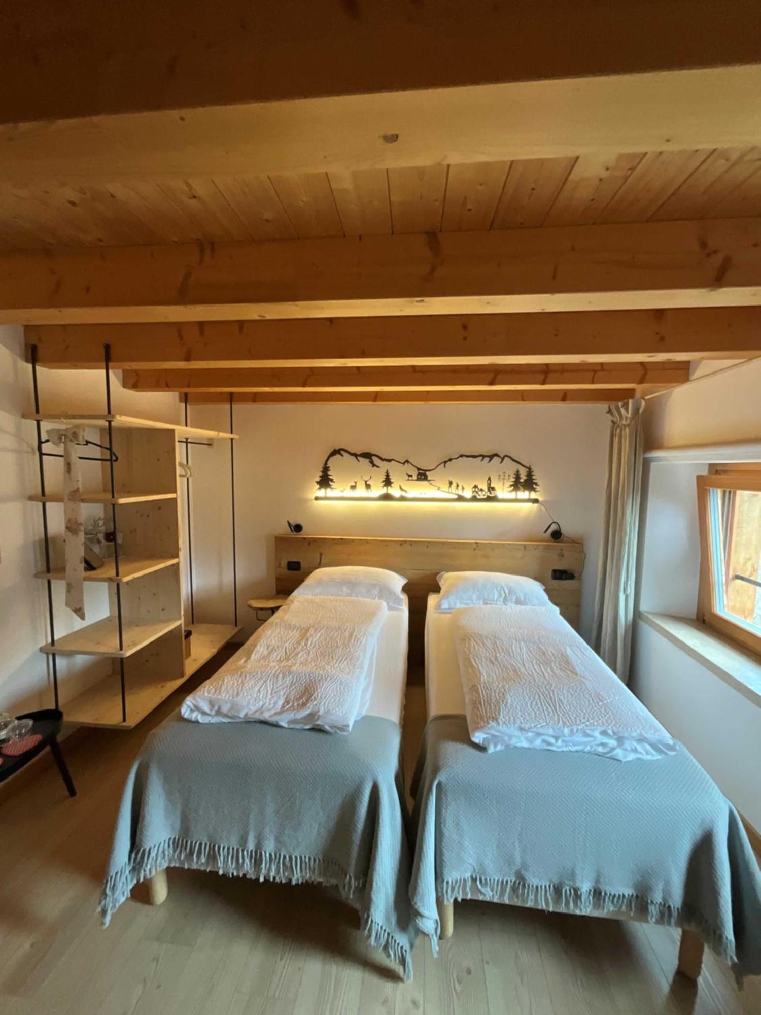 발레 디 카도레 Agriturismo Borgo Damos 빌라 외부 사진